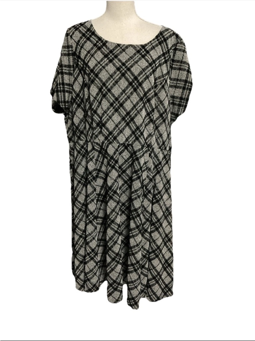 Torrid Black & Gray Plaid Fit n Flare Tweed Dress Pockets Size 4